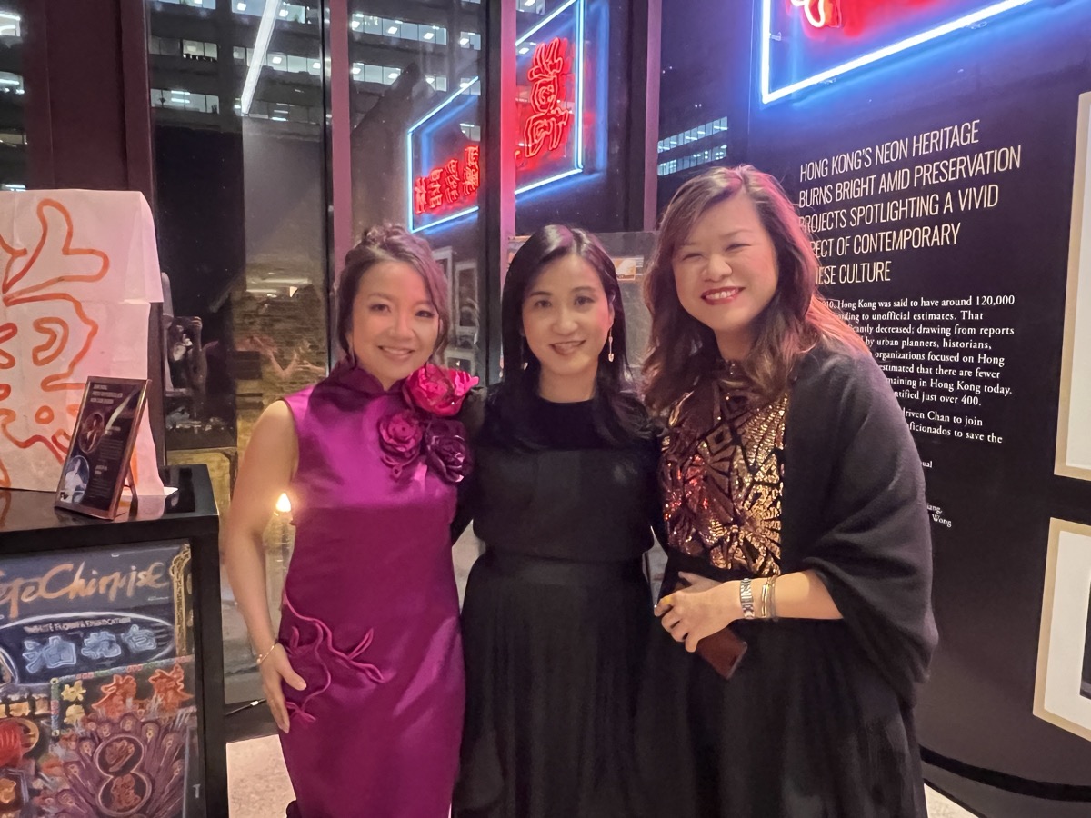 The Director of the Hong Kong Economic and Trade Office (Toronto), Ms Emily Mo (centre), pictured with Mrs Deborah Lau-Yu (left), Editor-in-Chief at Fête Chinoise Magazine and Ms Cardin Chan (right), the founder of The Indispensible Hong Kong.